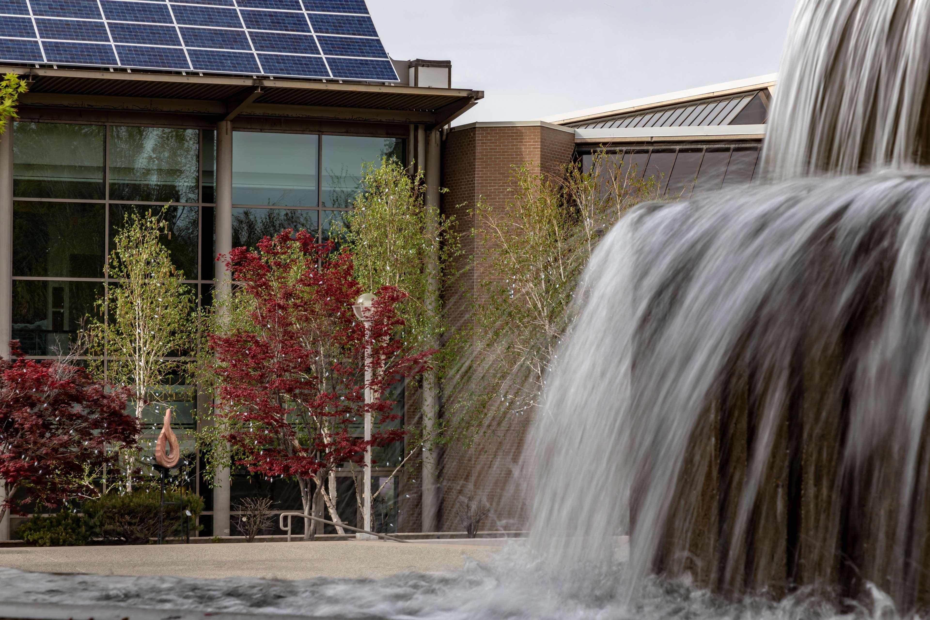 Coast Wenatchee Center Hotel (Adults Only) Exteriör bild